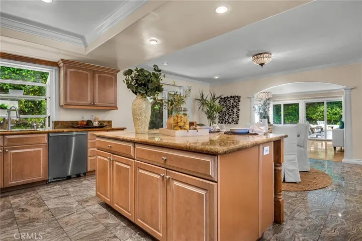 28084 Ella Rd, Rancho Palos Verdes, California 90275