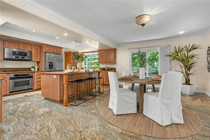 28084 Ella Rd, Rancho Palos Verdes, California 90275