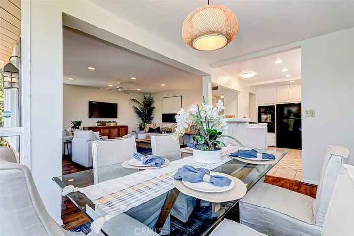 210 N Prospect Avenue, Redondo Beach, California 90277