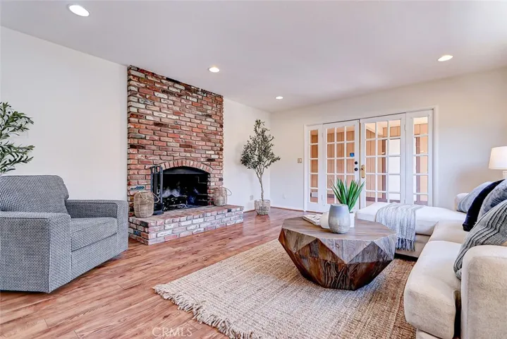 210 N Prospect Avenue, Redondo Beach, California 90277