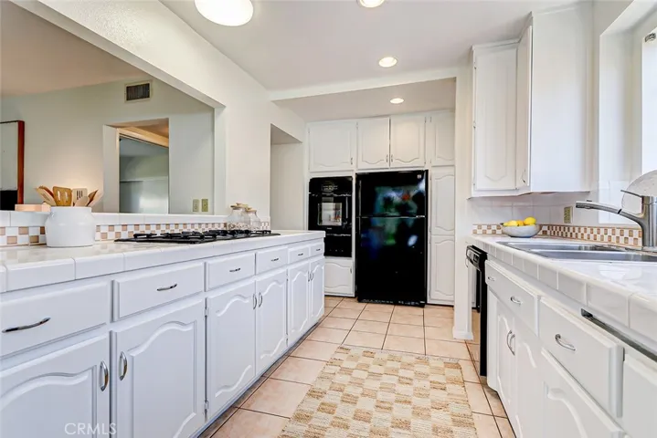 210 N Prospect Avenue, Redondo Beach, California 90277