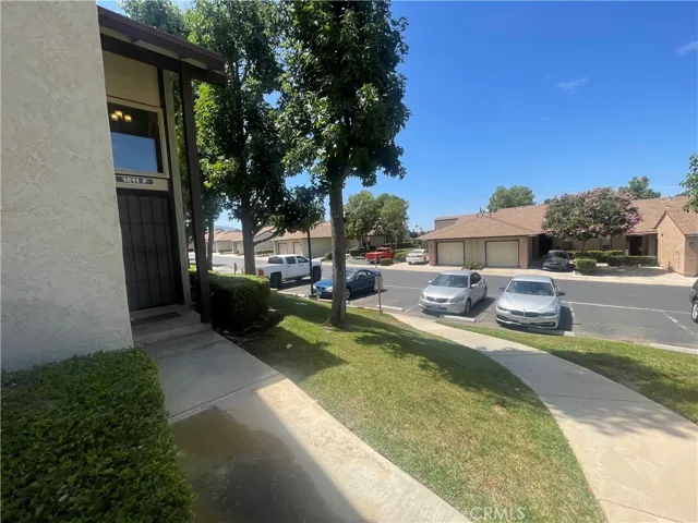 1611 Raintree Place F, Corona, California 92879