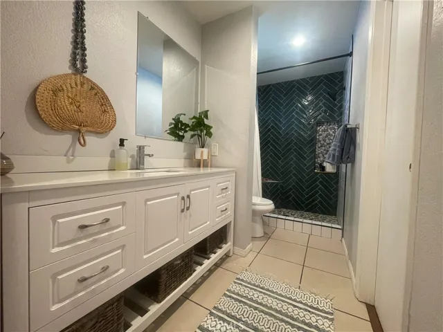 1611 Raintree Place F, Corona, California 92879