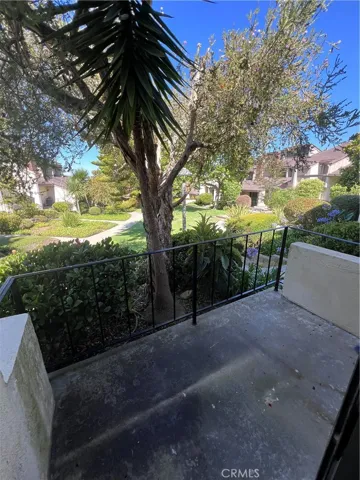 Private patio facing Greenbelt