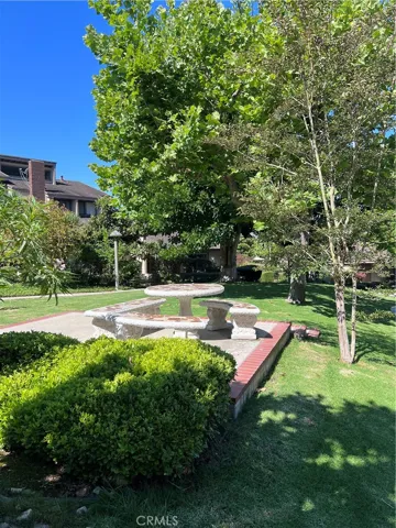 Greenbelt - Outside