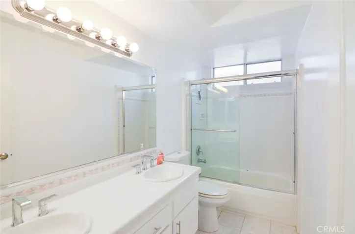 22747 Brandywine Drive, Calabasas, California 91302