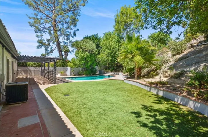 22747 Brandywine Drive, Calabasas, California 91302