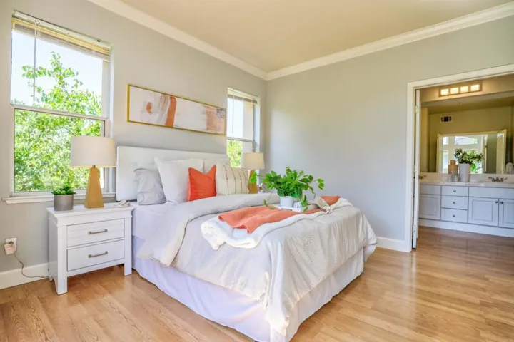412 Kent Court, Mountain View, California 94043