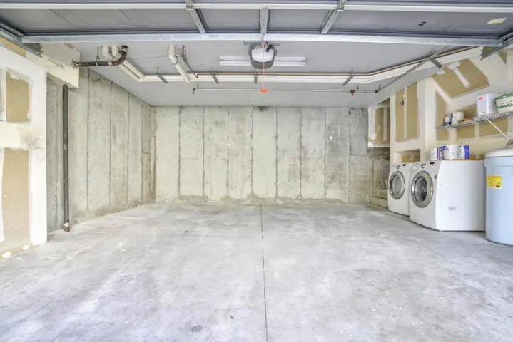 412 Kent Court, Mountain View, California 94043