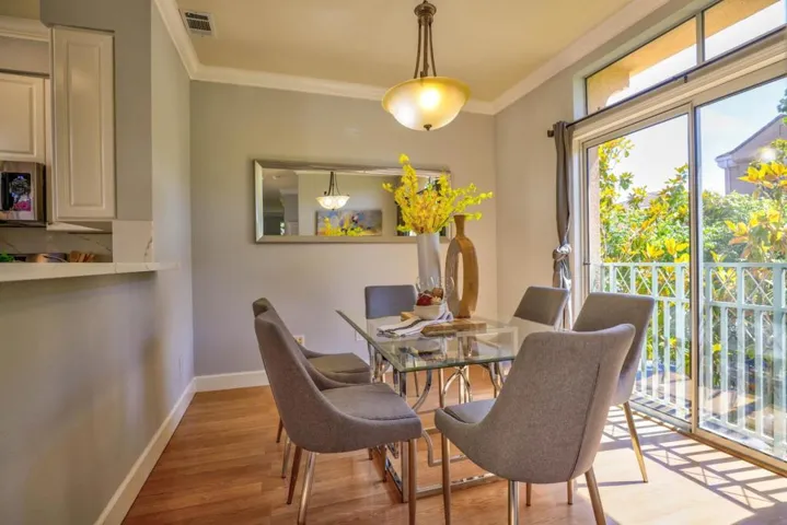 412 Kent Court, Mountain View, California 94043