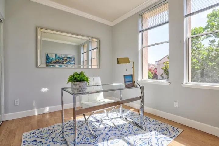 412 Kent Court, Mountain View, California 94043