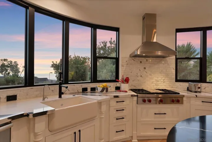 2002 Cordero Rd, Del Mar, California 92014