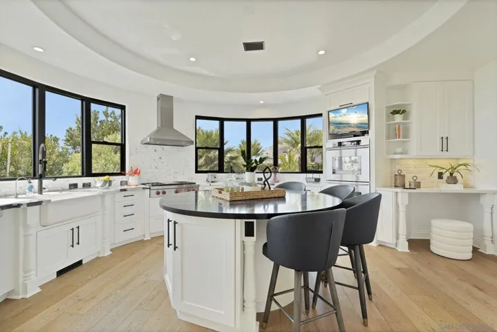 2002 Cordero Rd, Del Mar, California 92014
