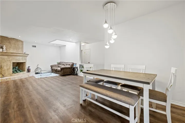 20540 Keswick Street, Winnetka, California 91306