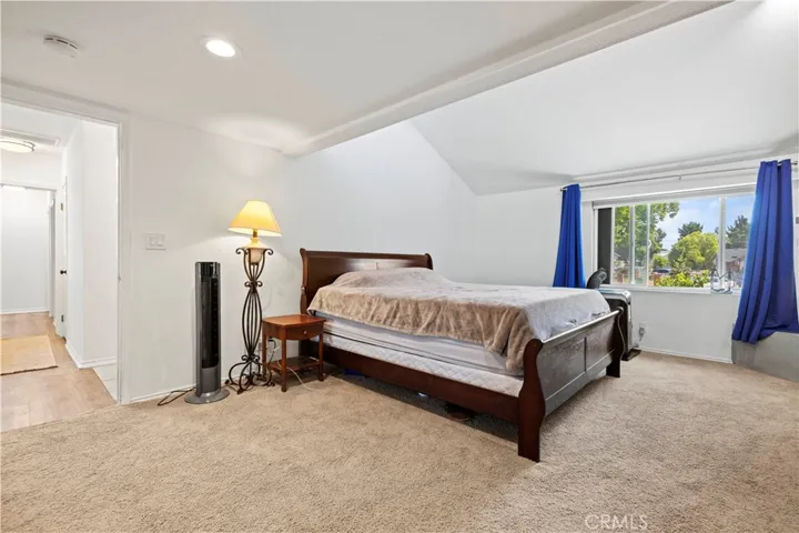20540 Keswick Street, Winnetka, California 91306