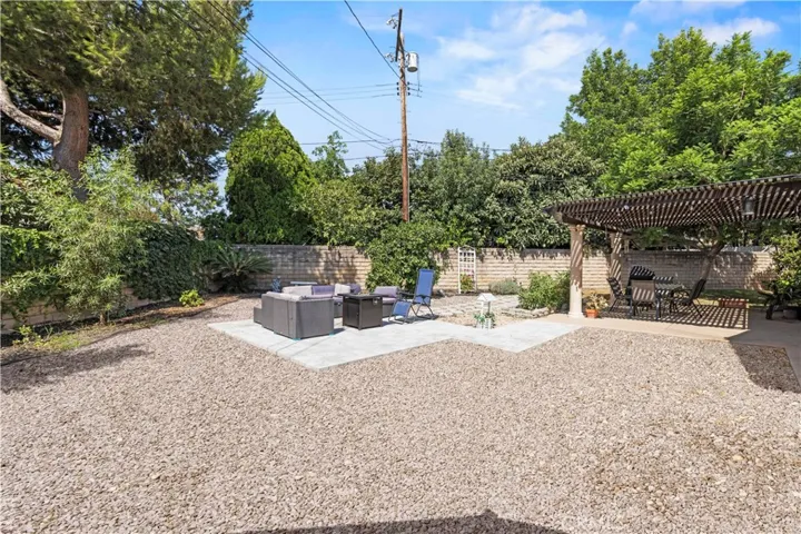 20540 Keswick Street, Winnetka, California 91306