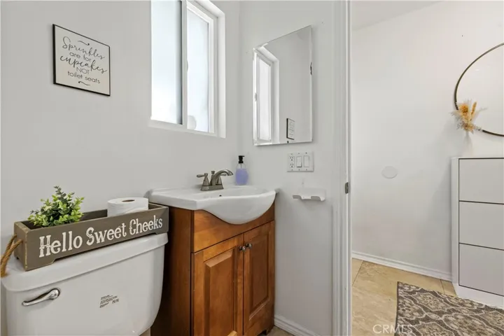 20540 Keswick Street, Winnetka, California 91306