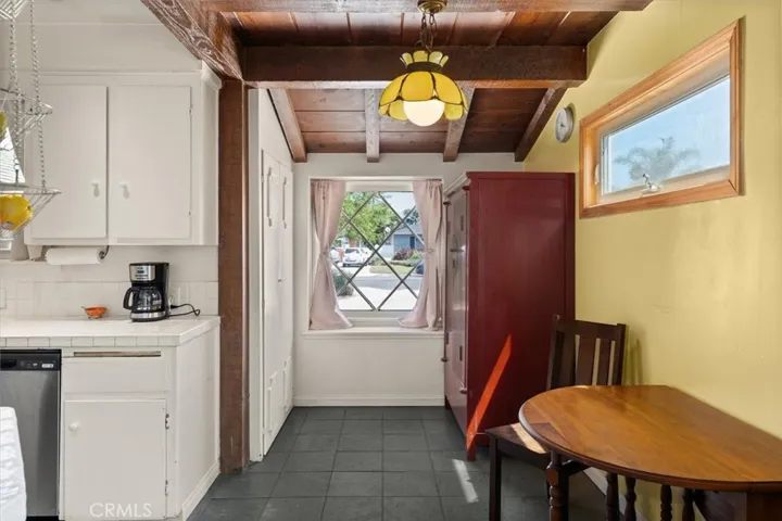Breakfast Area in Kitchen