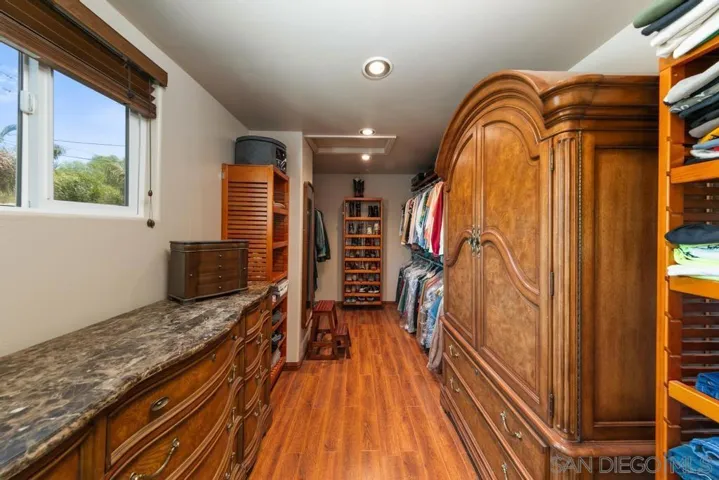 2566 Descanso Ln, El Cajon, California 92021