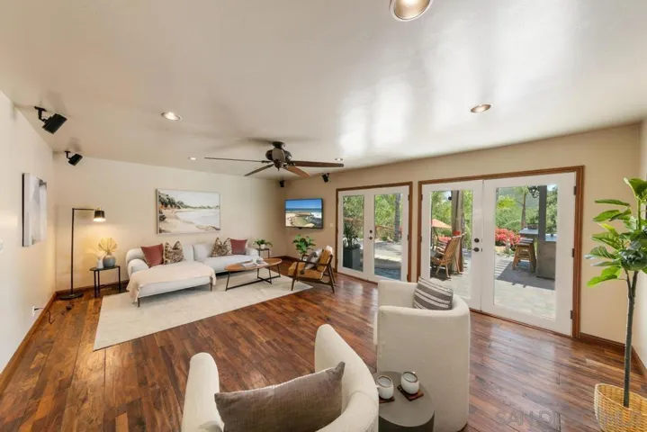 2566 Descanso Ln, El Cajon, California 92021