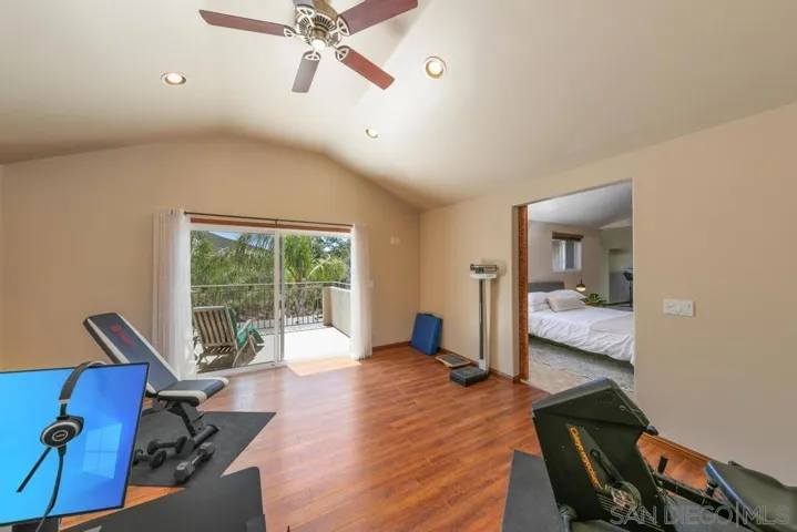 2566 Descanso Ln, El Cajon, California 92021