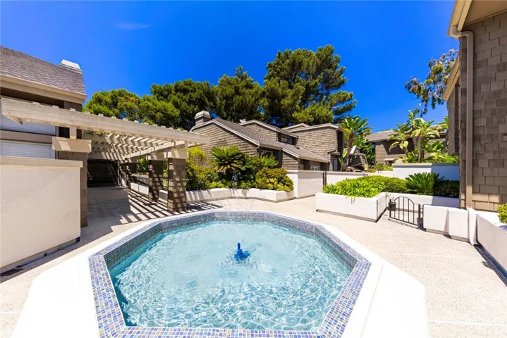 20 Sea Island Drive, Newport Beach, California 92660