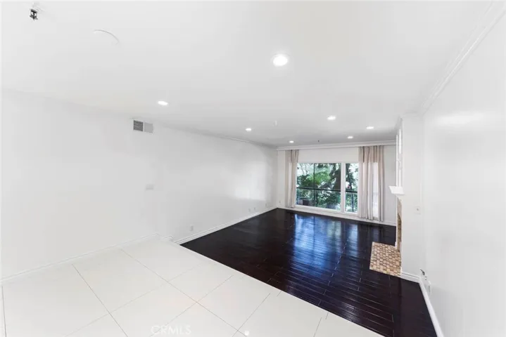 20 Sea Island Drive, Newport Beach, California 92660