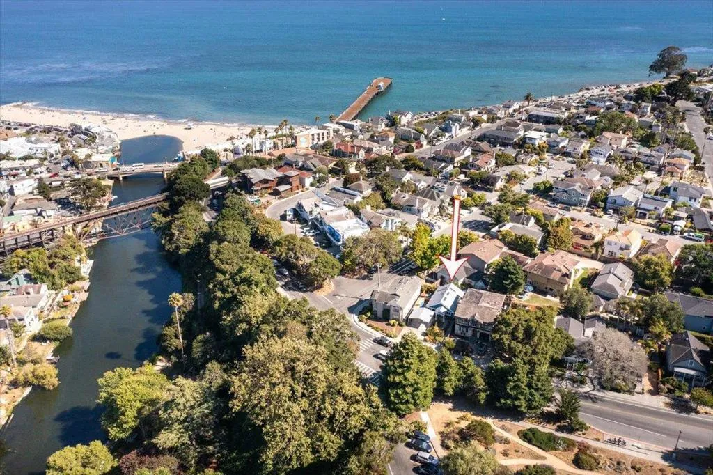4980 Capitola Road, Capitola, California 95010 home-pic-21