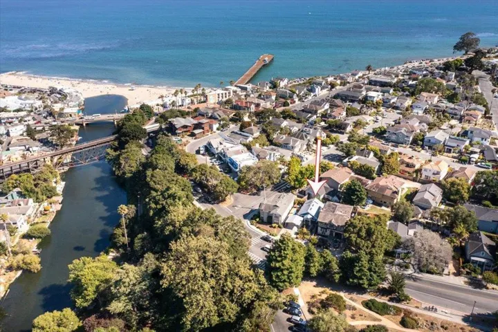4980 Capitola Road, Capitola, California 95010