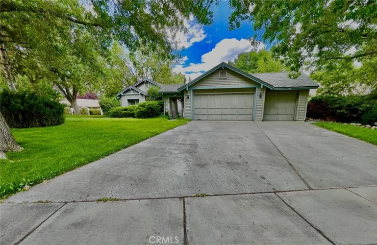 2381 Navajo Circle, Bishop, California 93514