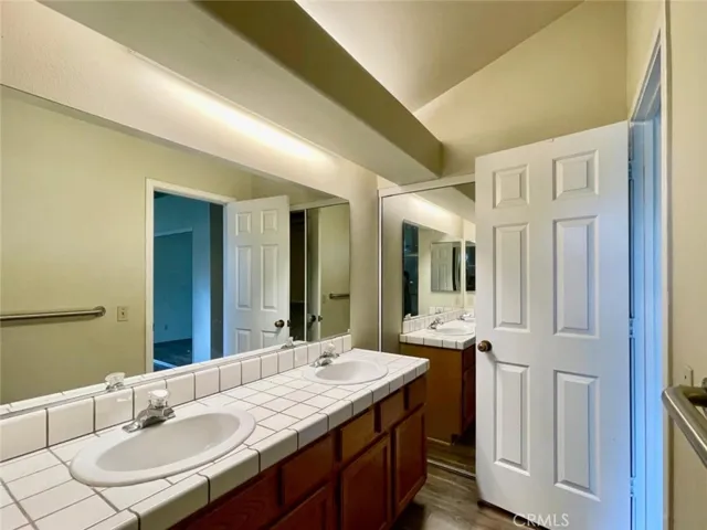 2381 Navajo Circle, Bishop, California 93514