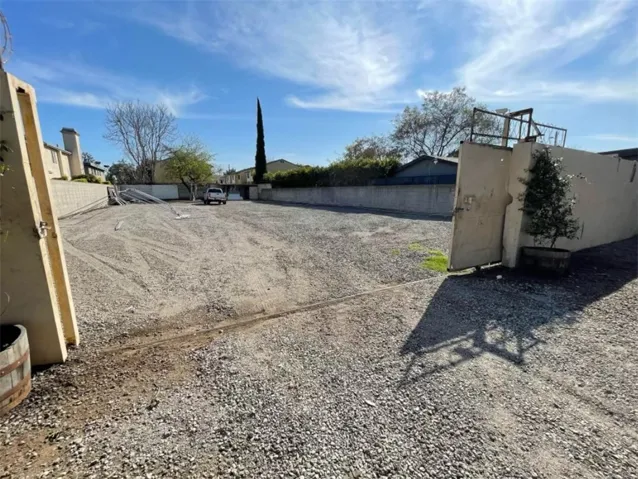 2140 E 126th Street, Compton, California 90222