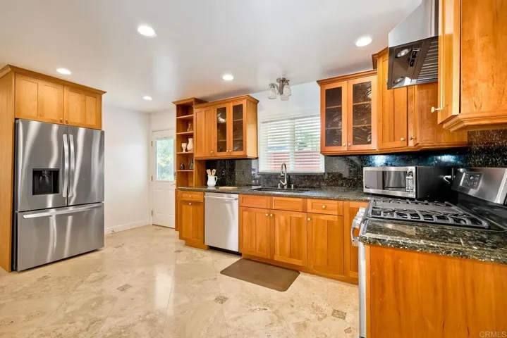 4190 Sunnyhill Drive, Carlsbad, California 92008