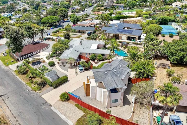 4190 Sunnyhill Drive, Carlsbad, California 92008