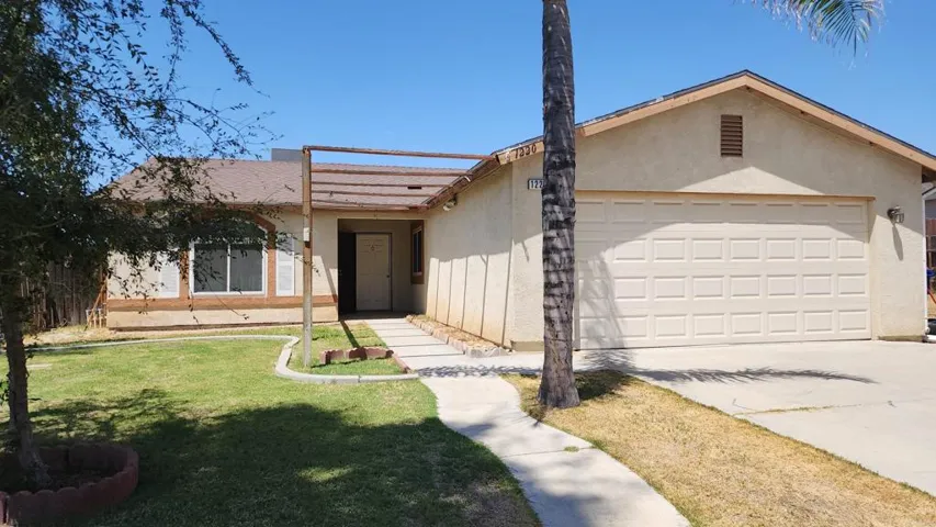 1220 Laity Court, Bakersfield, California 93306