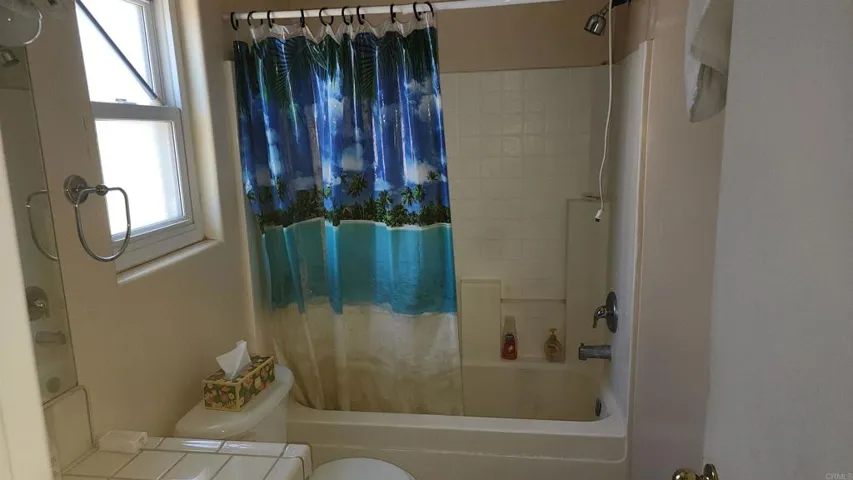 1220 Laity Court, Bakersfield, California 93306