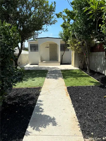 11945 Jefferson Boulevard, Culver City, California 90230