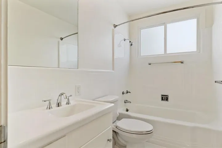 1986 36th Avenue, San Francisco, California 94116