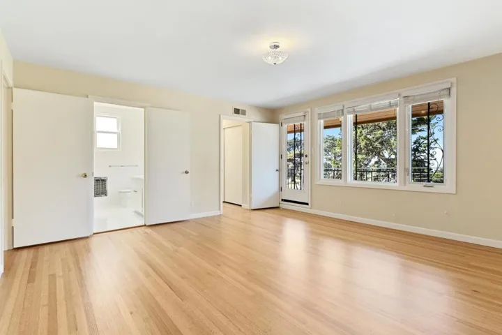 1986 36th Avenue, San Francisco, California 94116