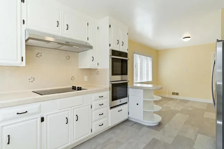1986 36th Avenue, San Francisco, California 94116