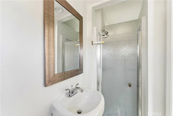 102 Parkwood Drive, Redlands, California 92373