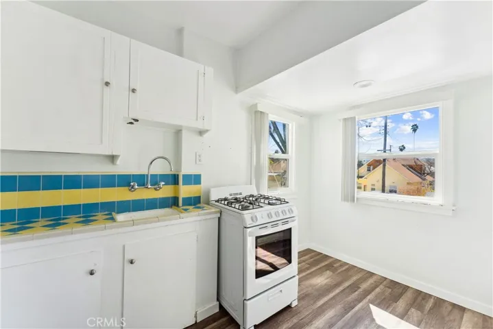 102 Parkwood Drive, Redlands, California 92373