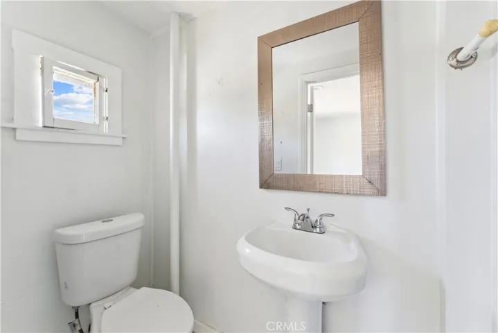 102 Parkwood Drive, Redlands, California 92373