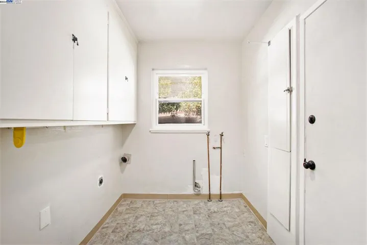1210 Sandelin Ave, San Leandro, California 94577