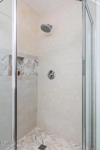 1225 N Granda Ave #6 026-mls