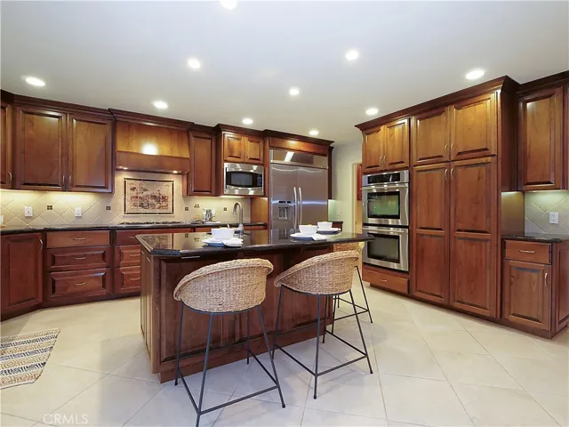 16681 Baruna Lane, Huntington Beach, California 92649