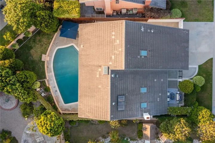 16681 Baruna Lane, Huntington Beach, California 92649
