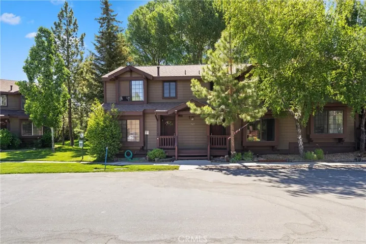 767 Cienega Road B, Big Bear Lake, California 92315
