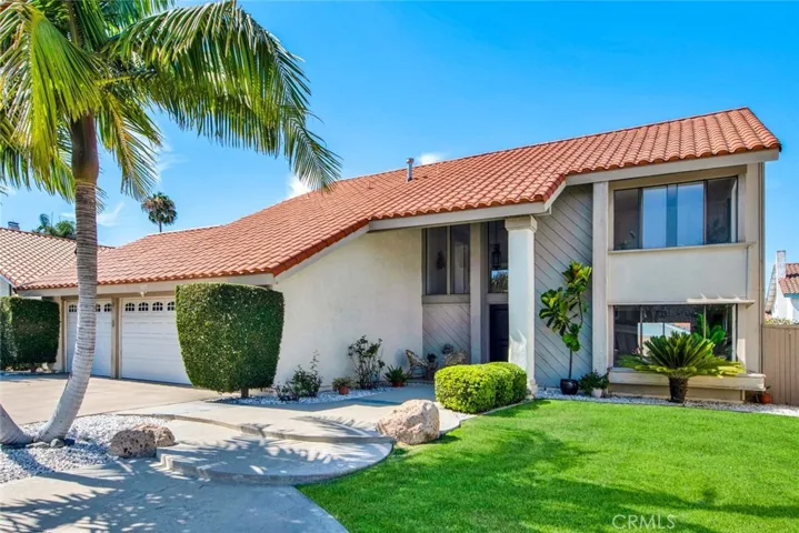 Cul De Sac location  GREAT Curb Appeal in a Fantastic Neighborhood