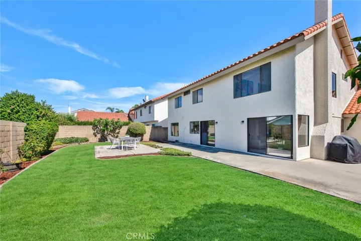 11177 Mcgee River Circle, Fountain Valley, California 92708